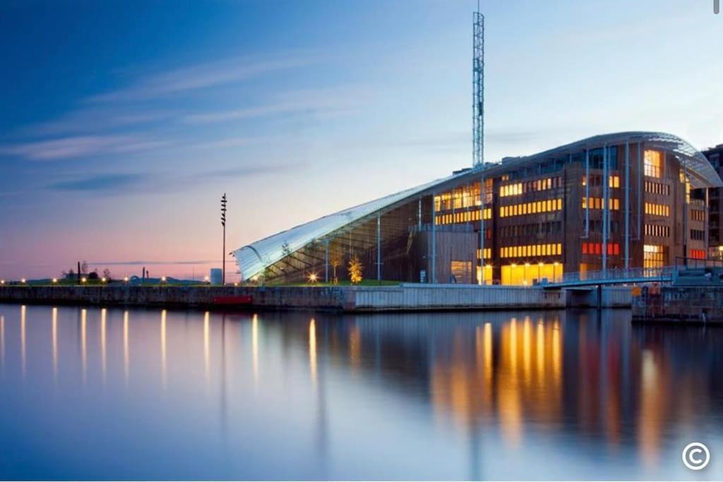 Tjuvholmen - Ved Aker Brygge Lägenhet Oslo Exteriör bild